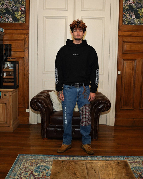 LE SWEAT "LA PORTE" - The White Door
