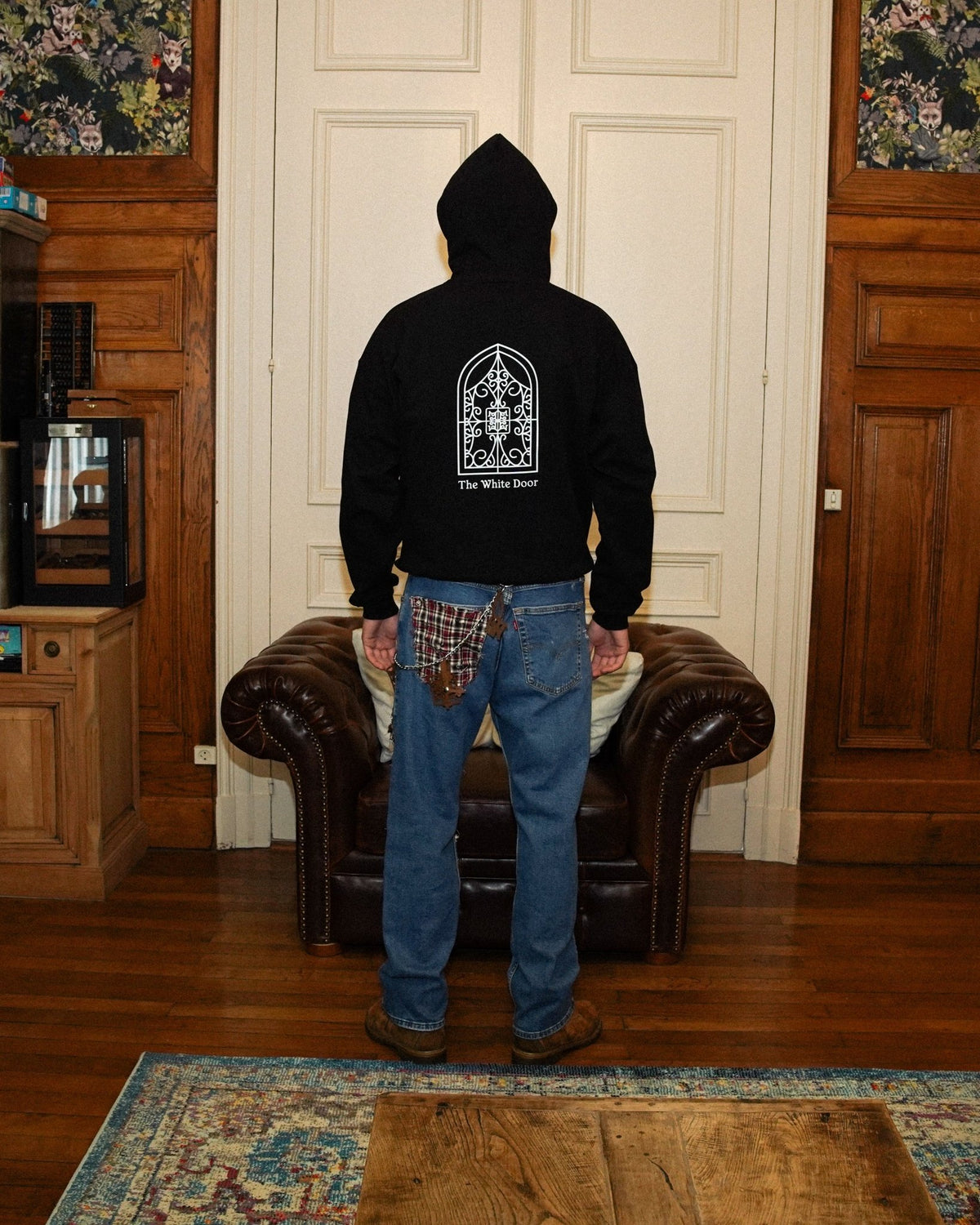 LE SWEAT "LA PORTE" - The White Door