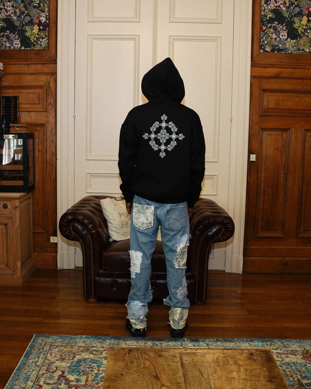 LE SWEAT ZIPPE "LA CROIX" - The White Door
